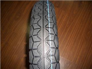 Moto tyre